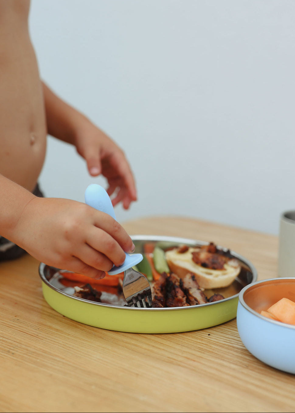 NOMO TOTS DINING SET